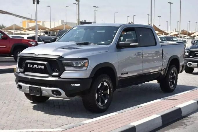 Used RAM 1500 Crew Cab V, 3.6 l, 2022 in Sharjah by Alfaris Used Cars, Silver color. Other | AUTO.AE