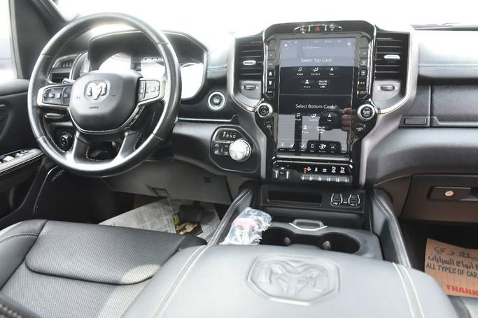 Used RAM 1500 Crew Cab V, 3.0 l, 2021 in Sharjah by Alfaris Used Cars, White color. Other | AUTO.AE