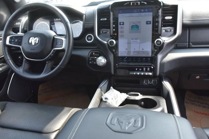 Used RAM 1500 Crew Cab V, 3.6 l, 2022 in Sharjah by Alfaris Used Cars, Silver color. Other | AUTO.AE