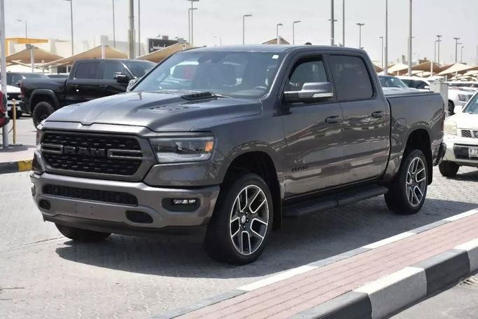 Used RAM 1500 Crew Cab V, 3.6 l, 2022 in Sharjah by Alfaris Used Cars, Grey color. Other | AUTO.AE