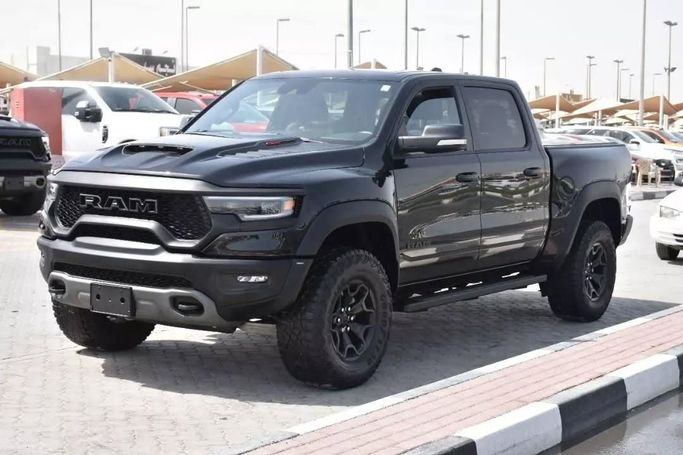 Used RAM 1500 Crew Cab TRX V, 6.2 l, 2022 in Sharjah by Alfaris Used Cars, Black color. Other | AUTO.AE
