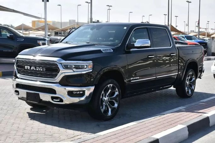 Used RAM 1500 Crew Cab V, 3.6 l, 2022 in Sharjah by Alfaris Used Cars, Black color.  | AUTO.AE