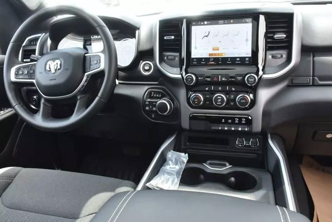 Used RAM 1500 Crew Cab V, 3.6 l, 2022 in Sharjah by Alfaris Used Cars, Black color. Other | AUTO.AE