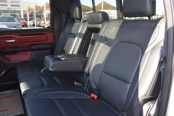 Used RAM 1500 Crew Cab V, 3.6 l, 2022 in Sharjah by Alfaris Used Cars, White color. Other | AUTO.AE