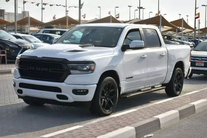 Used RAM 1500 Crew Cab V, 3.6 l, 2021 in Sharjah by Alfaris Used Cars, White color. Other | AUTO.AE