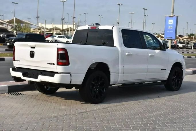 Used RAM 1500 Crew Cab V, 3.6 l, 2021 in Sharjah by Alfaris Used Cars, White color. Other | AUTO.AE