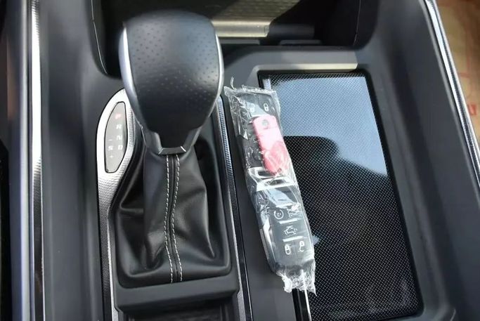 Used RAM 1500 V, 5.7 l, 2022 in Sharjah by Alfaris Used Cars, Blue color. Other | AUTO.AE