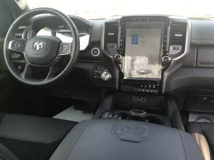 Used RAM 1500 Crew Cab V, 3.6 l, 2022 in Sharjah by Alfaris Used Cars, Blue color. Other | AUTO.AE