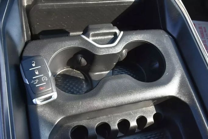 Used RAM 1500 Crew Cab V, 3.6 l, 2020 in Sharjah by Alfaris Used Cars, Red color. Other | AUTO.AE