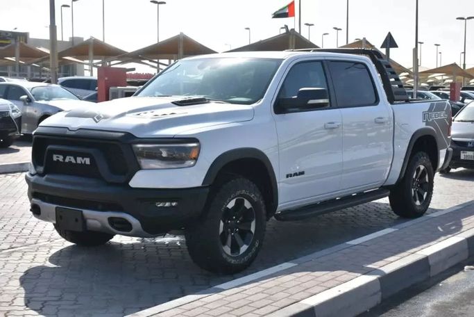 Used RAM 1500 Crew Cab V, 3.6 l, 2022 in Sharjah by Alfaris Used Cars, White color. Other | AUTO.AE