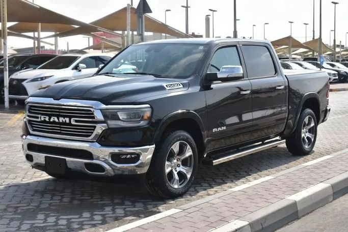 Подержанный RAM 1500 Crew Cab V, 3.6 л, 2022 в Шардже от Alfaris Used Cars Черный цвет. Other | AUTO.AE