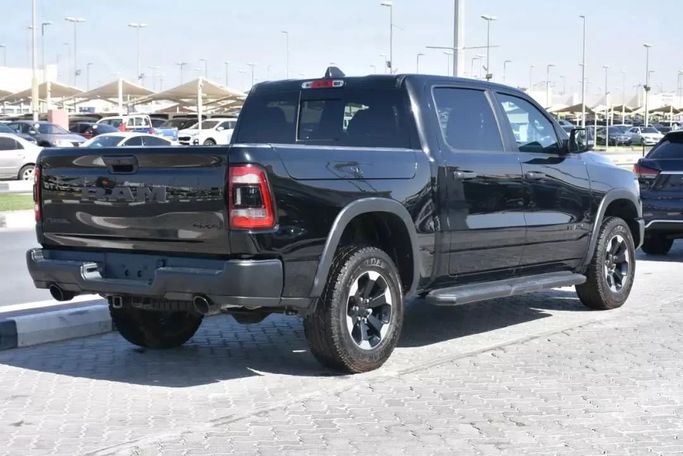 Подержанный RAM 1500 Crew Cab V, 3.0 л, 2021 в Шардже от Alfaris Used Cars Черный цвет. Other | AUTO.AE