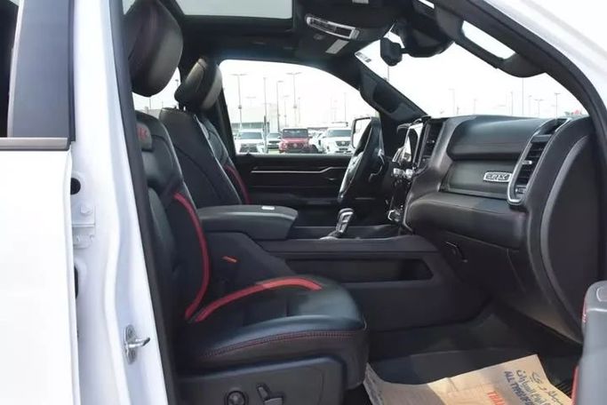 Used RAM 1500 Crew Cab TRX V, 6.2 l, 2021 in Sharjah by Alfaris Used Cars, White color. Other | AUTO.AE