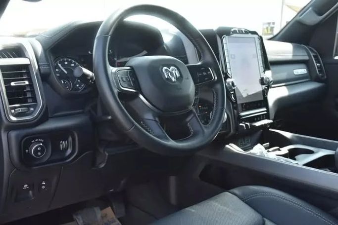 Used RAM 1500 Crew Cab V, 3.6 l, 2022 in Sharjah by Alfaris Used Cars, Blue color. Other | AUTO.AE