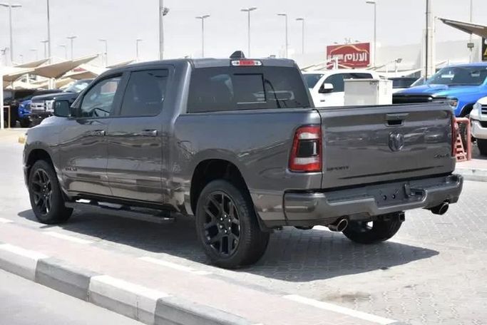 Used RAM 1500 Crew Cab V, 3.6 l, 2022 in Sharjah by Alfaris Used Cars, Grey color. Other | AUTO.AE