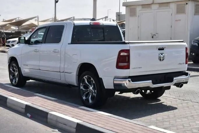 Used RAM 1500 Crew Cab V, 3.0 l, 2020 in Sharjah by Alfaris Used Cars, White color. Other | AUTO.AE