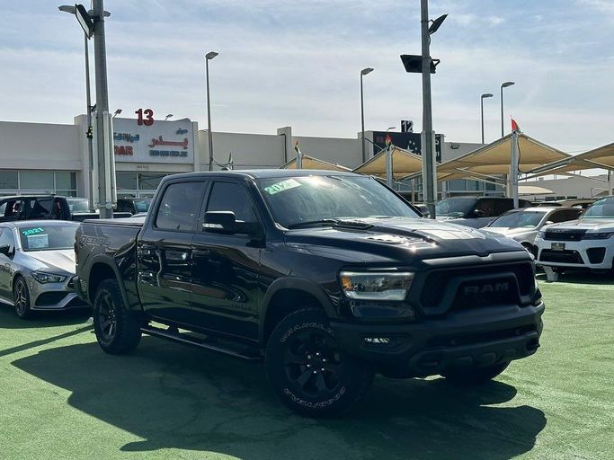 Used RAM 1500 V, 5.7 l, 2022 in Sharjah by Badar Used Cars, Black color.  | AUTO.AE
