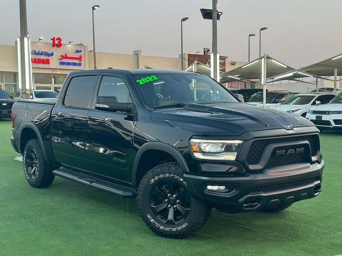 Used RAM 1500 V, 5.7 l, 2022 in Sharjah by Badar Used Cars, Black color.  | AUTO.AE