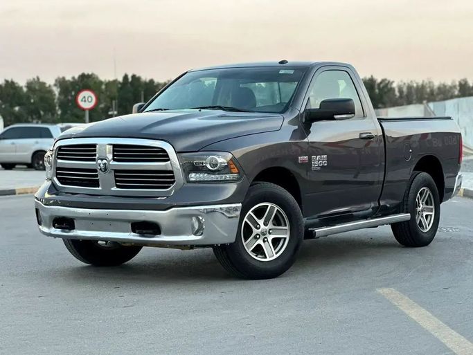 Used RAM 1500 IV (DS/DJ), 5.7 l, 2019 in Sharjah by Zone Used Cars, Grey color. GCC Specs | AUTO.AE