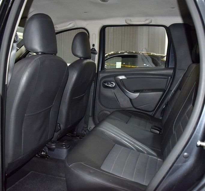 Used Renault Duster I Facelift, 2.0 l, 2017 in Sharjah by Honey Gidosha Used Cars Tr., Grey color.  | AUTO.AE