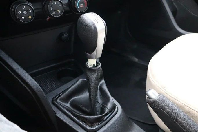 Used Renault Duster II, 2.0 l, 2023 in Sharjah by Al Rukin Al Saudi, Grey color. GCC Specs | AUTO.AE