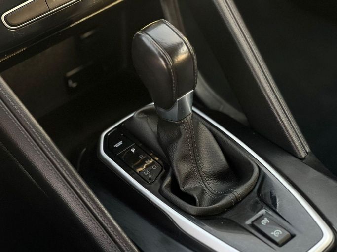 Подержанный Renault Koleos II Рестайлинг, 2.5 л, 2022 в Шардже от Al Aram Cars Серый цвет. GCC | AUTO.AE