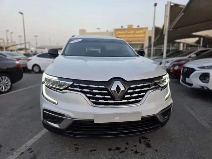 Подержанный Renault Koleos II Рестайлинг, 2.5 л, 2023 в Шардже от Al Sayed Ezzat Khamis Белый цвет. Other | AUTO.AE