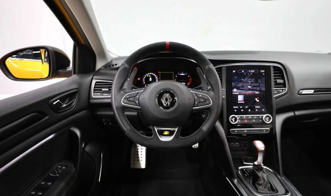Used Renault Megane RS IV, 1.8 l, 2023 in Sharjah by Al Qassem Cars Trading, Yellow color. GCC Specs | AUTO.AE