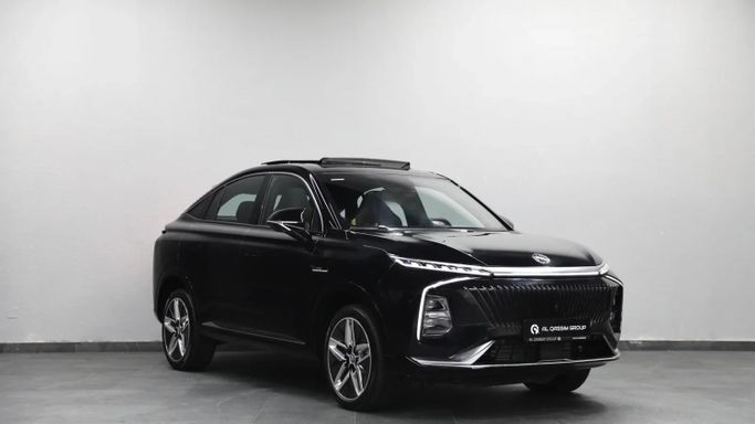 Used Roewe Whale, 2.0 l, 2023 in Sharjah by Al Qassem Cars Trading, Black color. GCC Specs | AUTO.AE