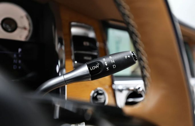 Used Rolls-Royce Ghost I Facelift (Series II), 6.6 l, 2016 in Sharjah by Al Qassem Cars Trading, Navy Blue color. GCC Specs | AUTO.AE