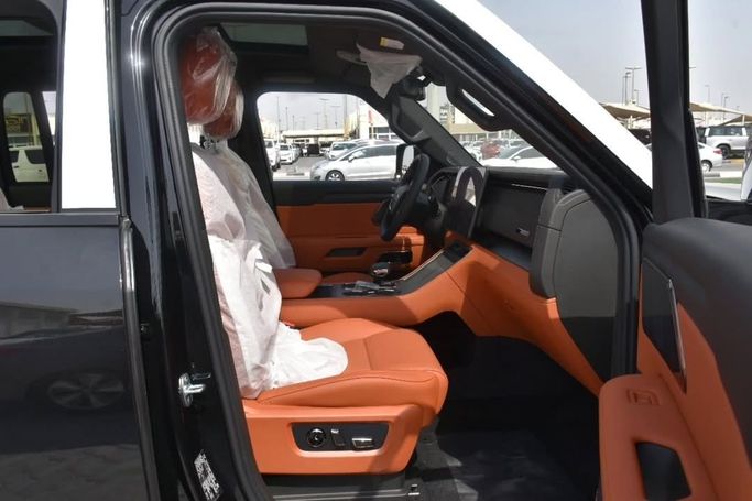 Новый Rox 01, 1.5 л, 2025 в Шардже от Alfaris Used Cars Черный цвет.  | AUTO.AE