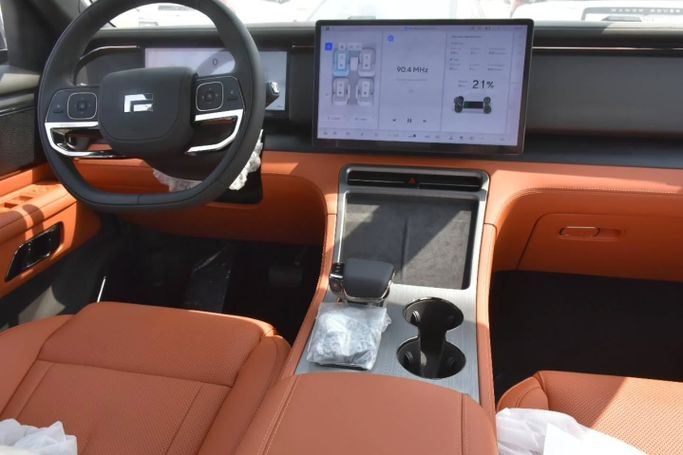 Новый Rox 01, 1.5 л, 2025 в Шардже от Alfaris Used Cars Белый цвет. Other | AUTO.AE