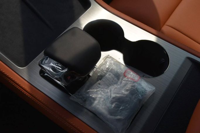 Новый Rox 01, 1.5 л, 2025 в Шардже от Alfaris Used Cars Черный цвет. Other | AUTO.AE