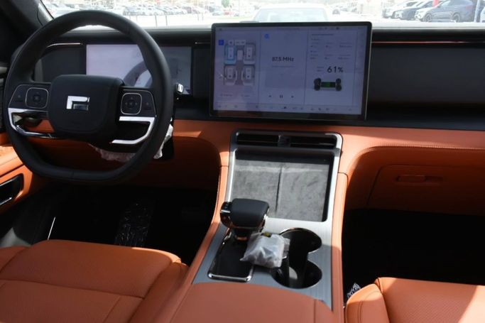 Подержанный Rox 01, 1.5 л, 2025 в Шардже от Alfaris Used Cars Белый цвет. Other | AUTO.AE