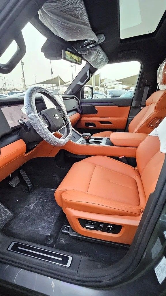 New Rox 01, 1.5 l, 2025 in Sharjah by Almasar Used Cars, Grey color. Chinese Specs | AUTO.AE