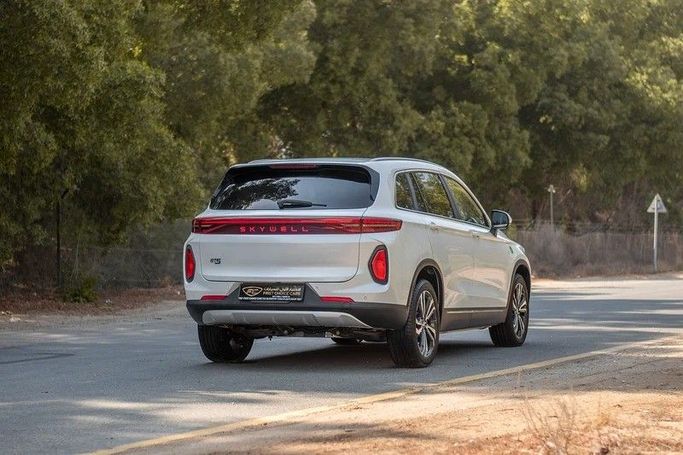 Used Skywell ET5, 2023 in Sharjah by First Choice Cars, White color. GCC Specs | AUTO.AE