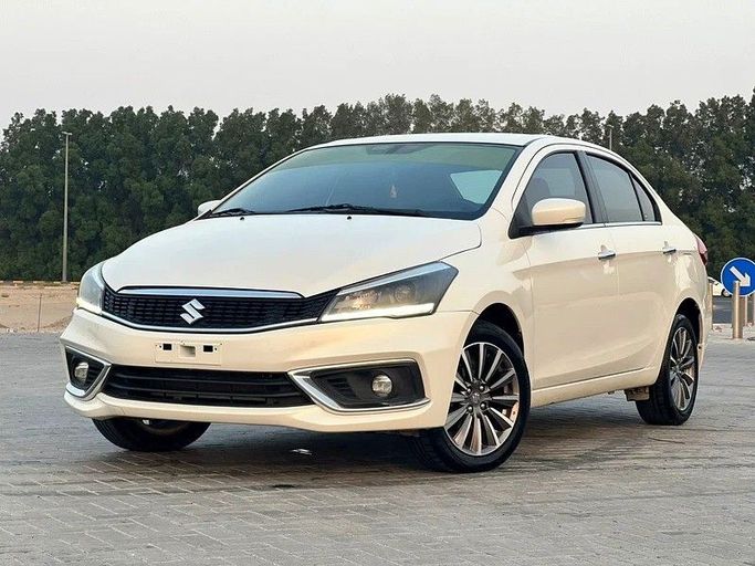 Used Suzuki Ciaz I Facelift, 1.5 l, 2023 in Sharjah by Al Rukin Al Saudi, White color. GCC Specs | AUTO.AE