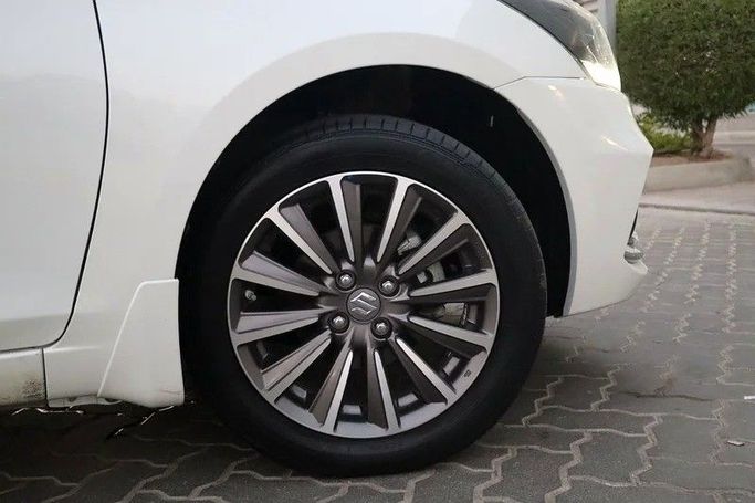 Used Suzuki Ciaz I Facelift, 1.5 l, 2023 in Sharjah by Al Rukin Al Saudi, White color. GCC Specs | AUTO.AE