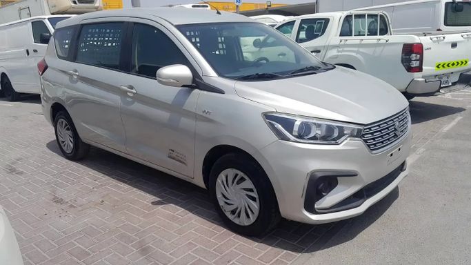 مستعملة Suzuki Ertiga فيس ليفت الثاني, 1.5 l, 2022 في في الإمارات, الشارقة من ARMANI NAIXA GLOBAL FZE LLC، اللون فضي. مواصفات الخليج | AUTO.AE | إعلان #281242