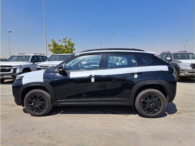 Новый Suzuki Fronx, 1.5 л, 2024 в Шардже от Nour Alnukhba Motors Черный цвет. Other | AUTO.AE