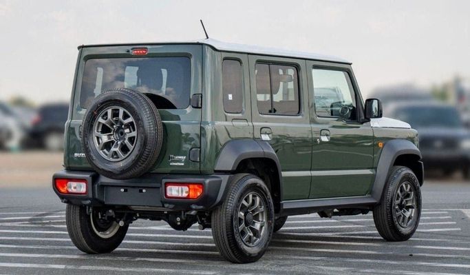 Новый Suzuki Jimny IV, 1.5 л, 2024 в Шардже от Nour Alnukhba Motors Зеленый цвет. Other | AUTO.AE