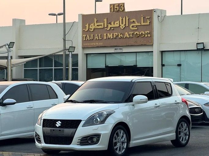 Подержанный Suzuki Swift V, 1.4 л, 2016 в Шардже от Taj Al Impratoor Used Cars Белый цвет. GCC | AUTO.AE