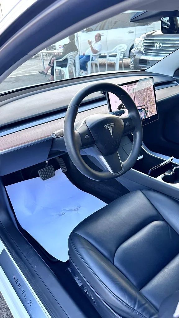 Used Tesla Model 3 Long Range I, 2020 in Sharjah by Imad Younis Almani used Cars, White color. GCC Specs | AUTO.AE