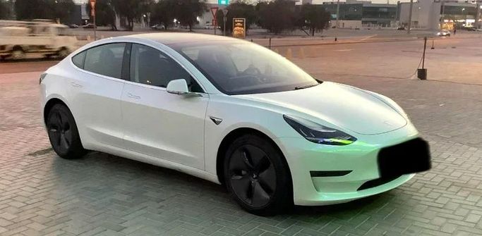 Used Tesla Model 3 Long Range I, 2020 in Sharjah by Imad Younis Almani used Cars, White color. GCC Specs | AUTO.AE