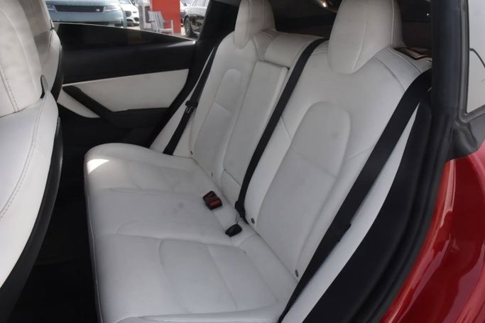 Used Tesla Model 3 Performance I, 2021 in Sharjah by Alfaris Used Cars, Red color. Other | AUTO.AE