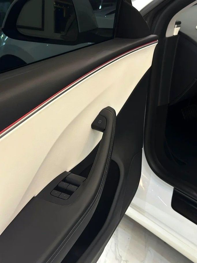 Used Tesla Model 3 I Facelift, 2024 in Sharjah by Rebou Alfakhama, White color. GCC Specs | AUTO.AE