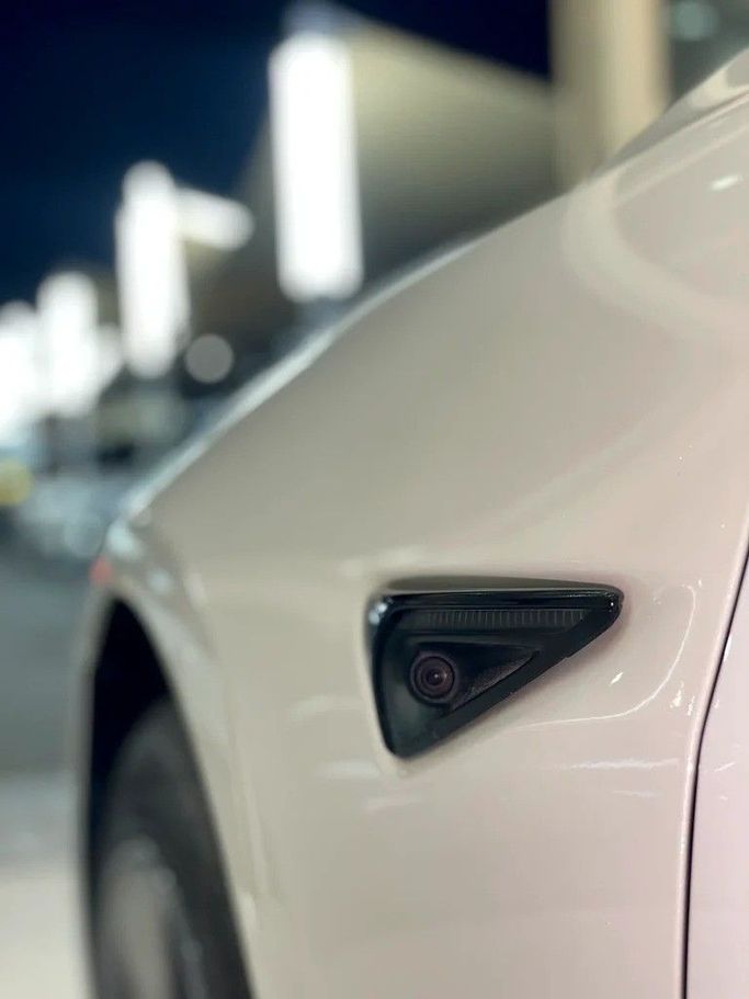 Used Tesla Model 3 Standart I, 2022 in Sharjah by Rebou Alfakhama, White color. GCC Specs | AUTO.AE