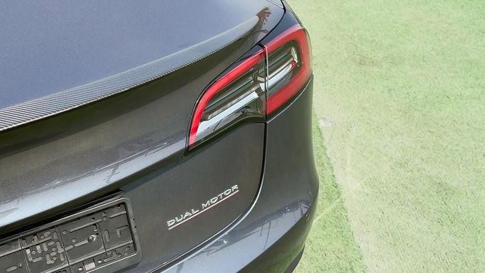 Used Tesla Model 3 Performance I, 2022 in Sharjah by Badar Used Cars, Black color.  | AUTO.AE