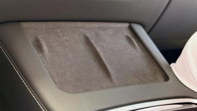 Used Tesla Model Y I, 2023 in Sharjah by Badar Used Cars, White color.  | AUTO.AE