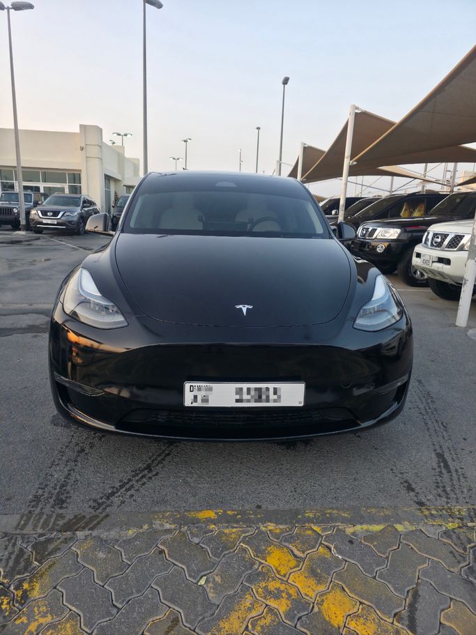 مستعملة Tesla Model Y Long Range I, 2024 في في الشارقة من Almalakyah Cars، اللون أسود. مواصفات الخليج | AUTO.AE | إعلان #269362
